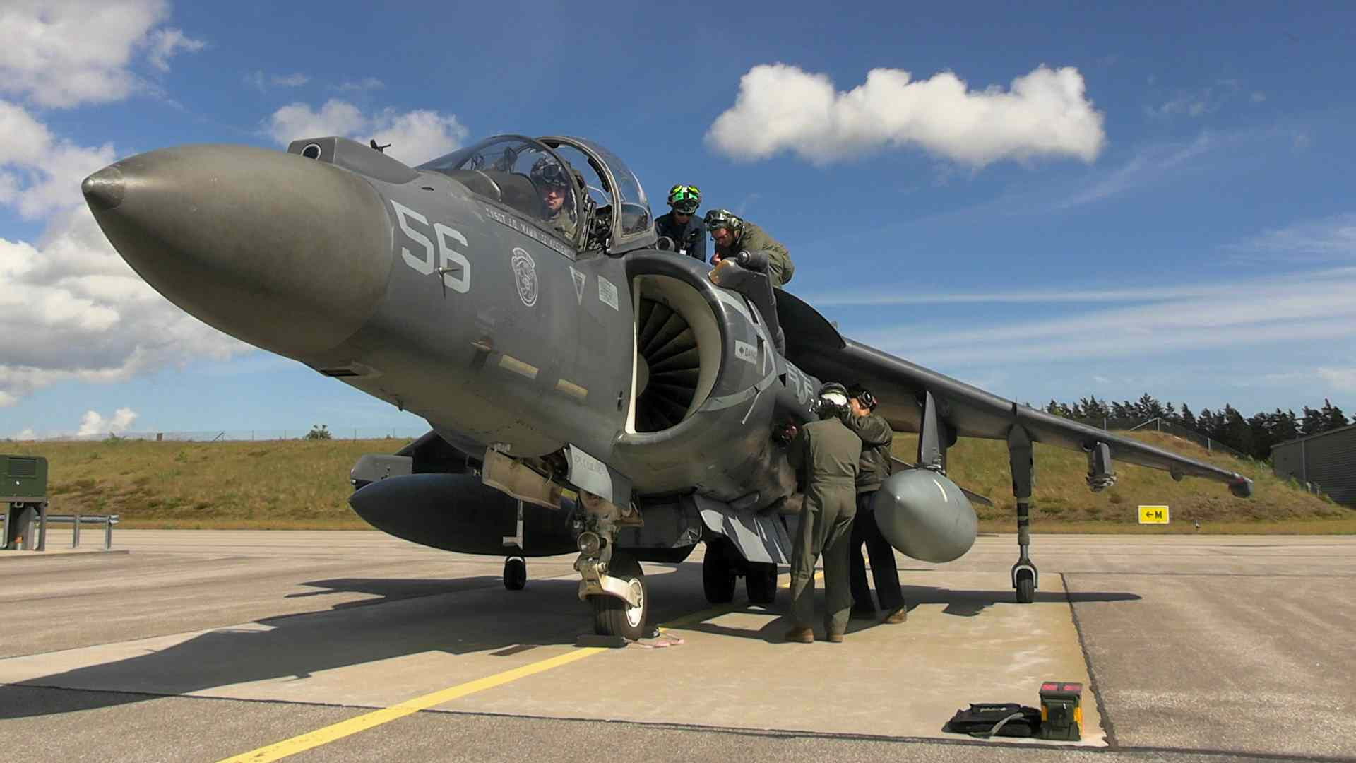 USMC Harriers and Ospreys deploy to Sweden for BALTOPS