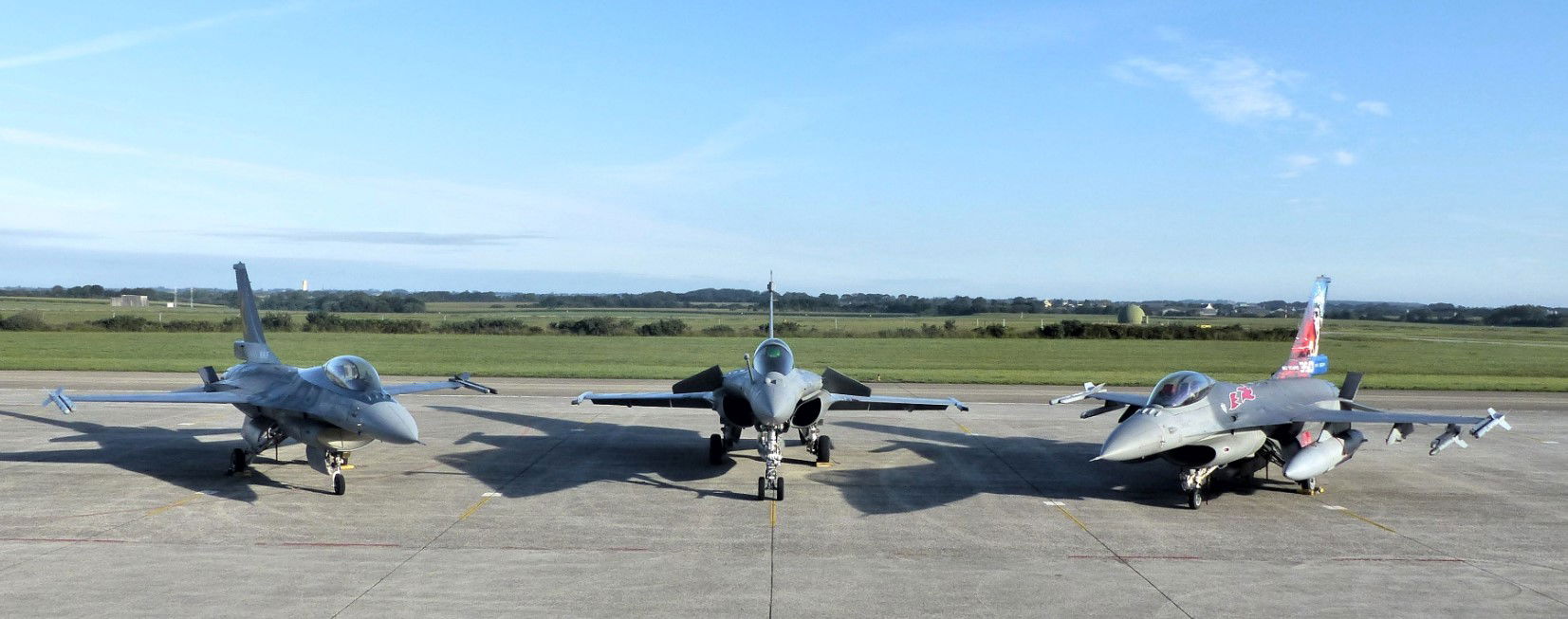 Belgian F-16s deploy to Landivisiau