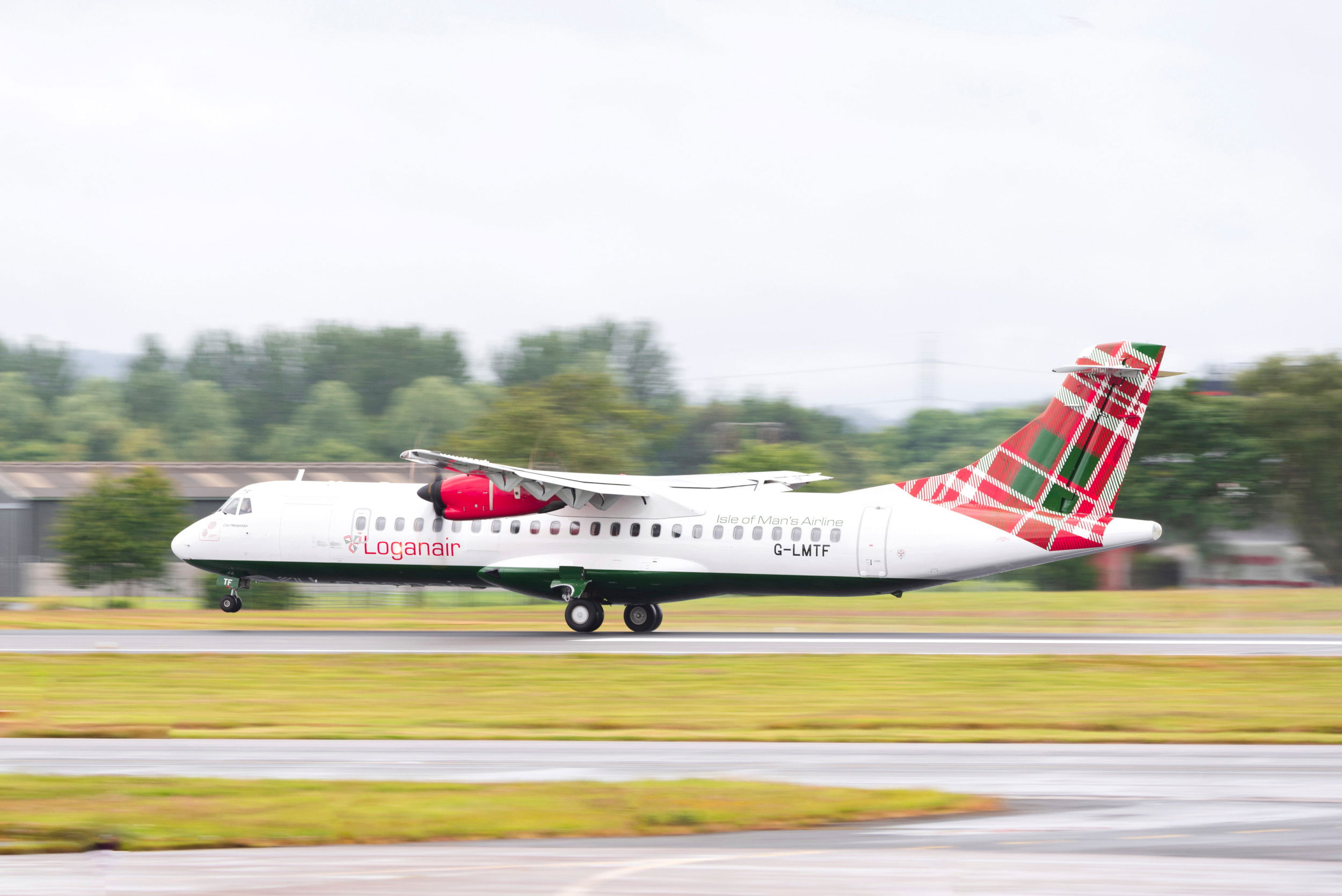Loganair shows commitment to the Isle of Man on ATR 72