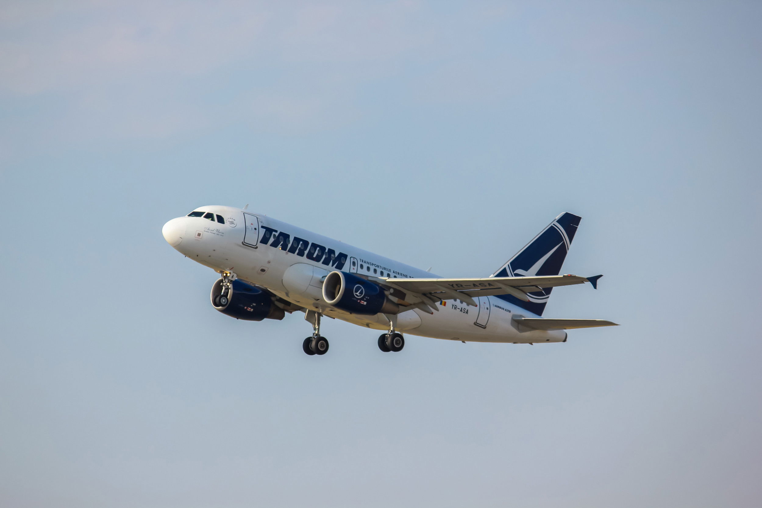 TAROM’s Heathrow slot sale