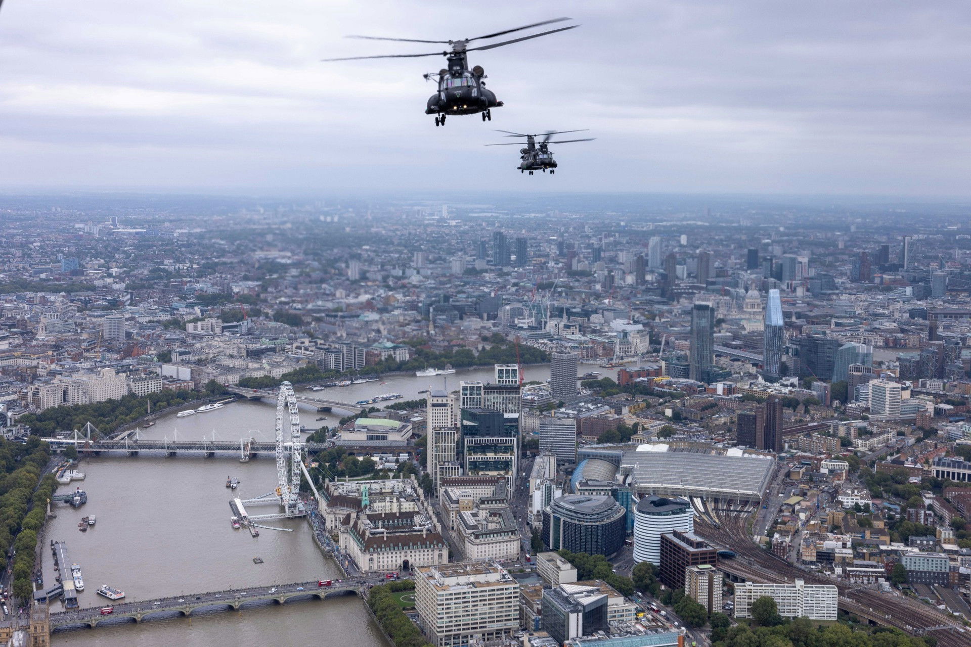 US Army Night Stalkers over London