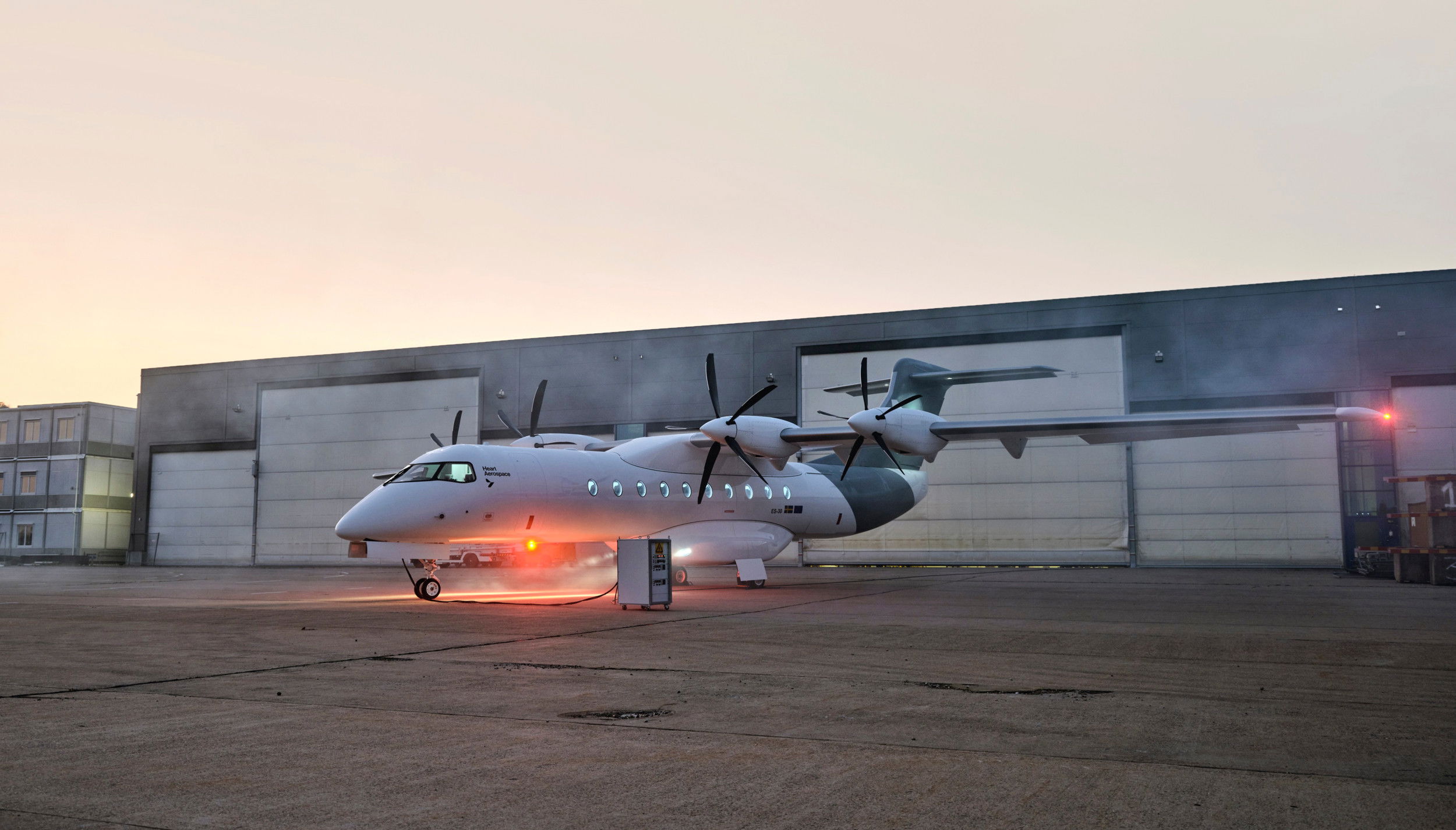 Heart Aerospace unveils ES-30