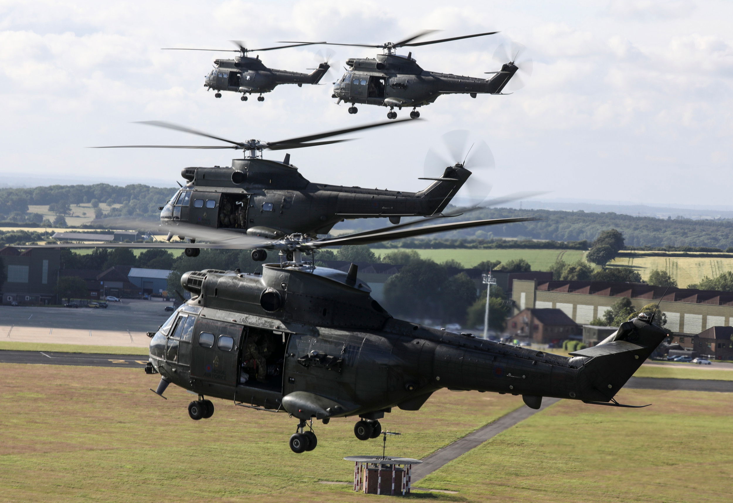 RAF helicopter early retirements in UK defence cuts