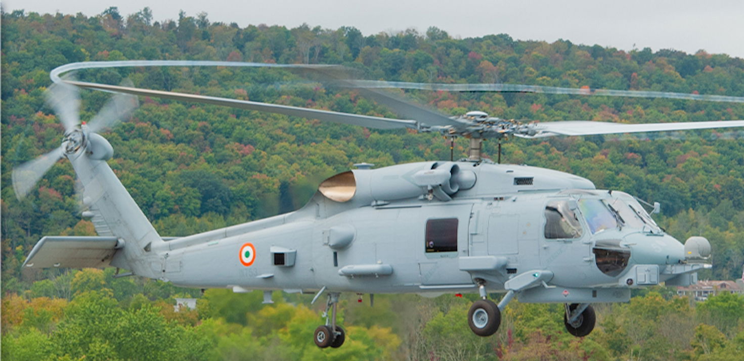 El tercer MH-60R indio completa las pruebas previas a la entrega