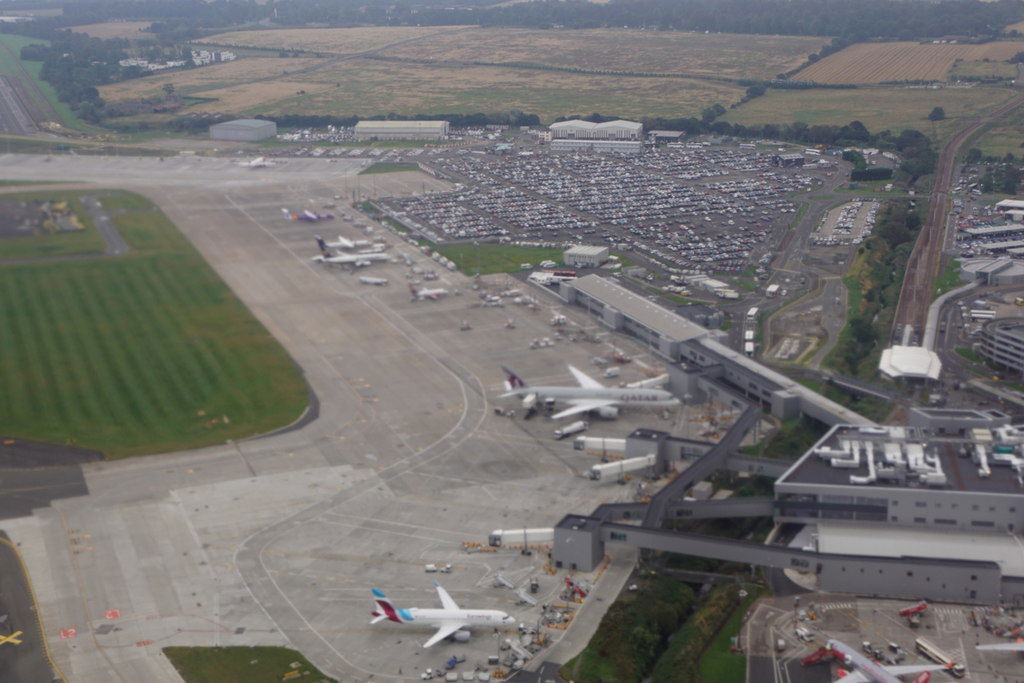 Scottish Airports urge government to match English travel rules
