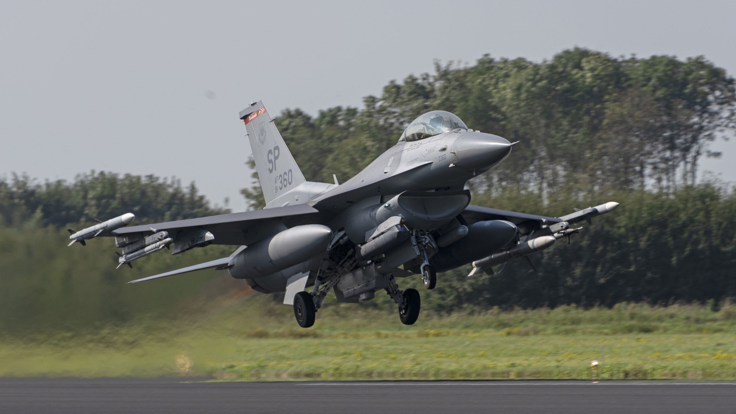 Los F-16 de la 52ª FW concluyen su despliegue ACE y WIC en los Países Bajos