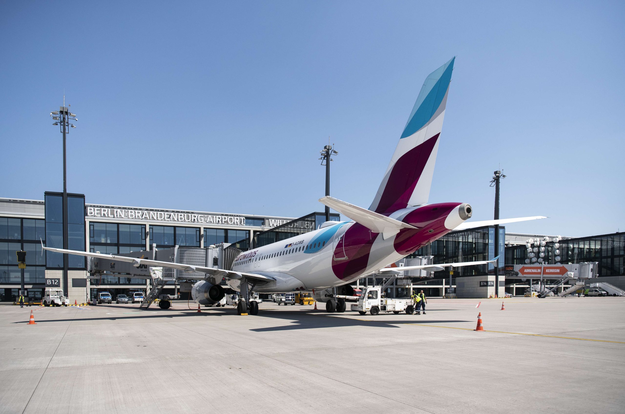 BER to operate both runways