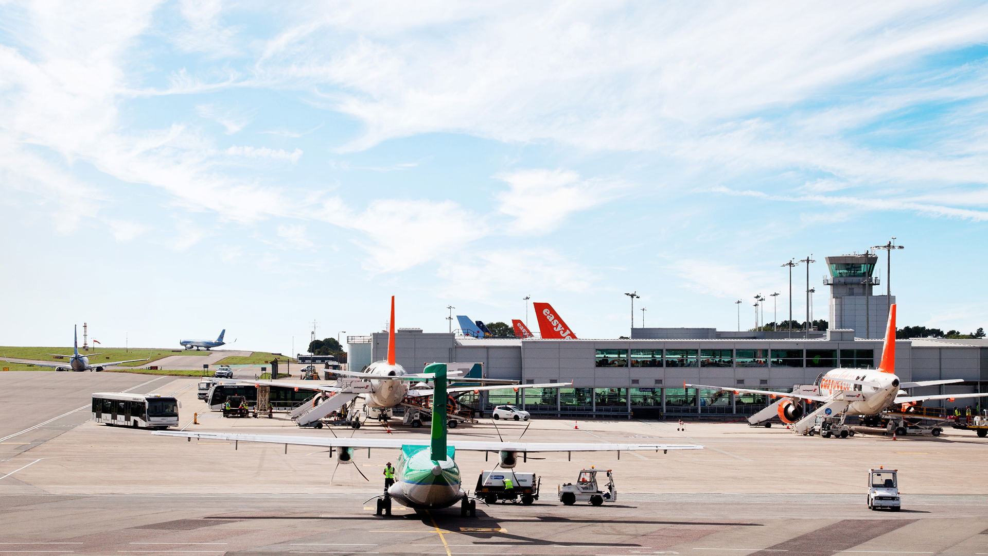 EasyJet and Bristol Airport join forces to tackle sustainability ambitions   