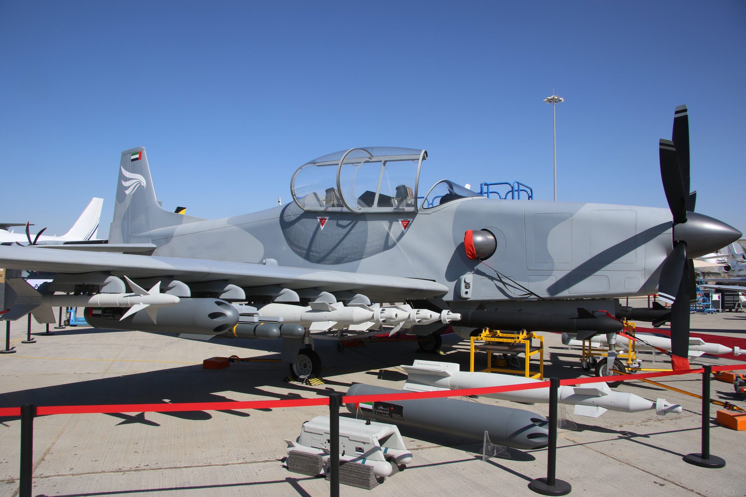 Calidus presenta el turbopropulsor ISR de combate B-350