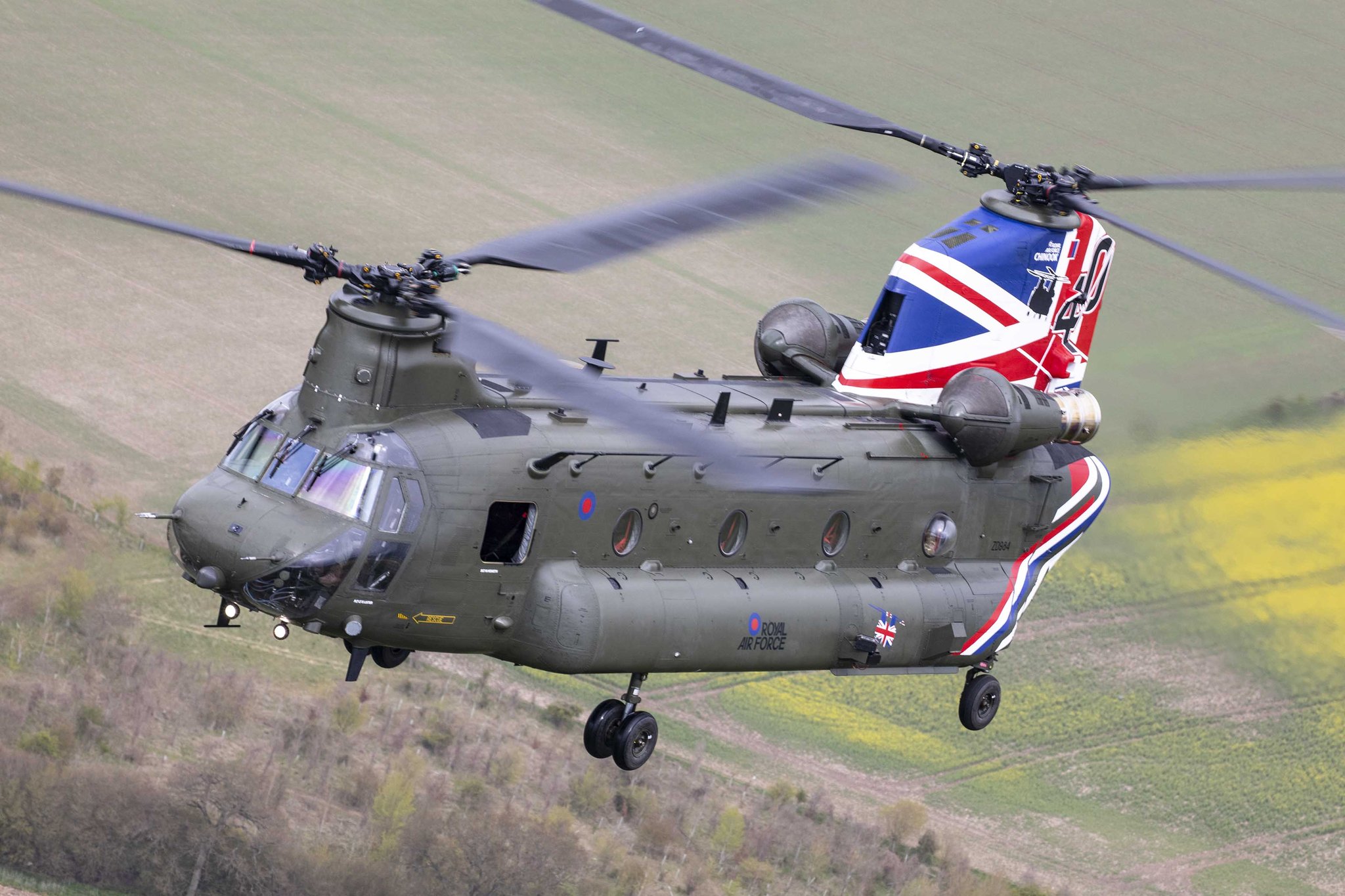 Boeing awarded production contract for new RAF Chinooks