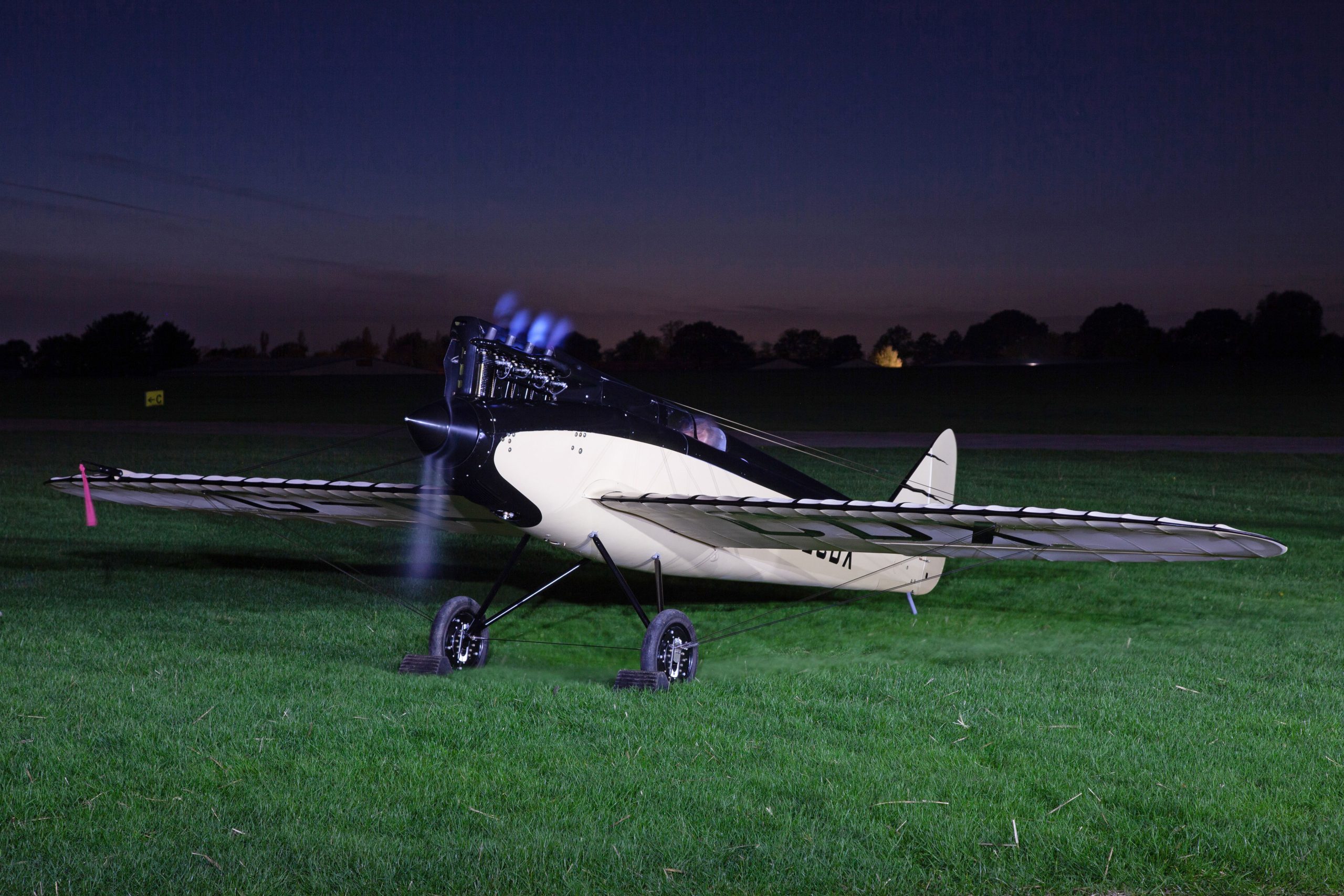 Arranca la réplica del monoplano DH71 Tiger Moth