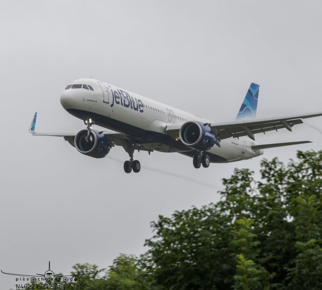 JetBlue aterriza en Londres en su servicio transatlántico inaugural