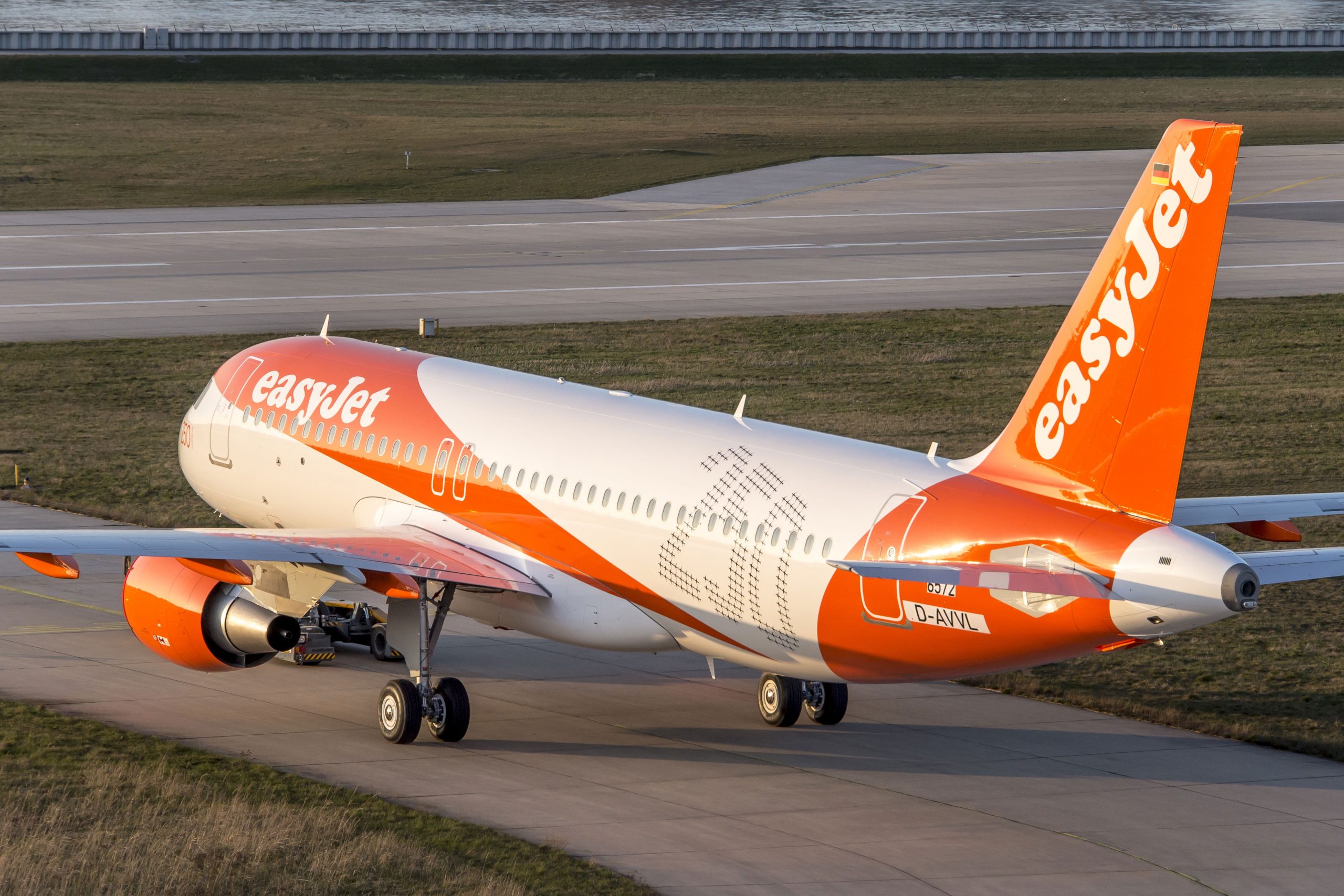 Arlanda gana dos enlaces españoles de easyJet