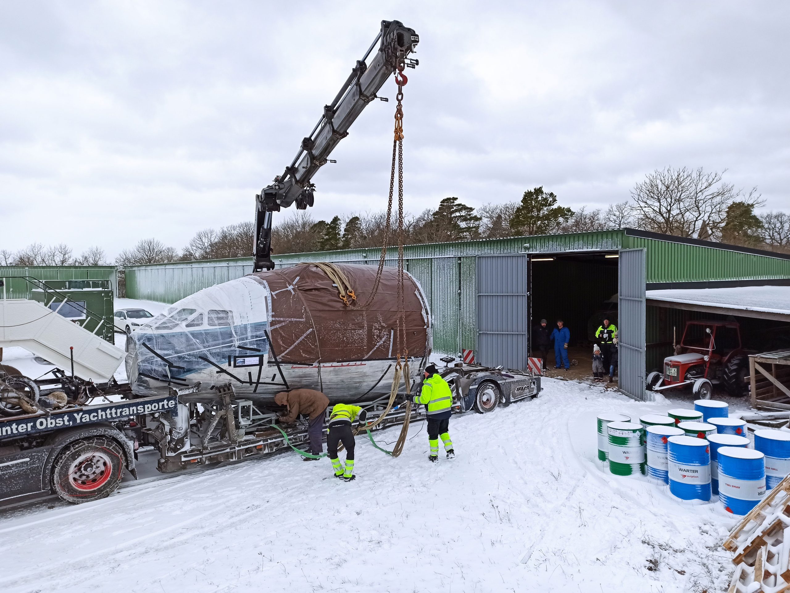 New home for Caravelle and 707 nose sections