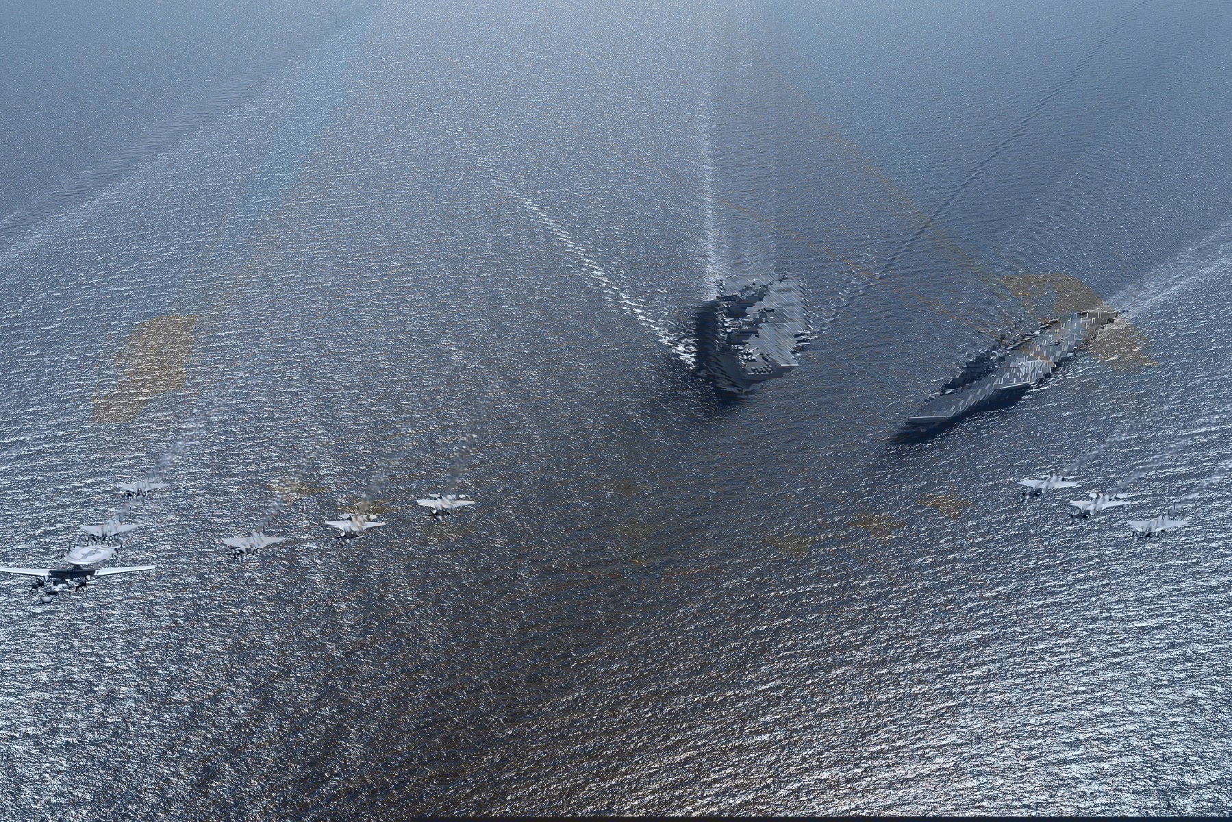 CSG21: La fuerza operativa se integra con los aliados en el Mediterráneo