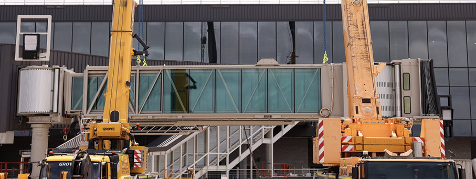 Gold Coast installs aerobridges