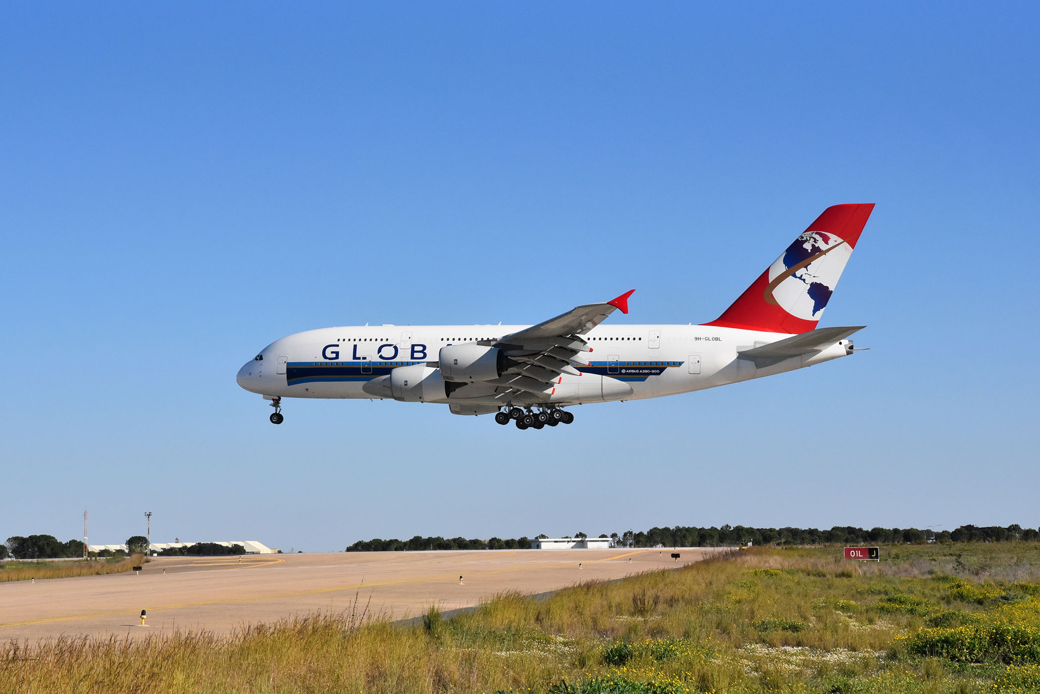 El Airbus A380 de Global Airlines se dirige a Portugal