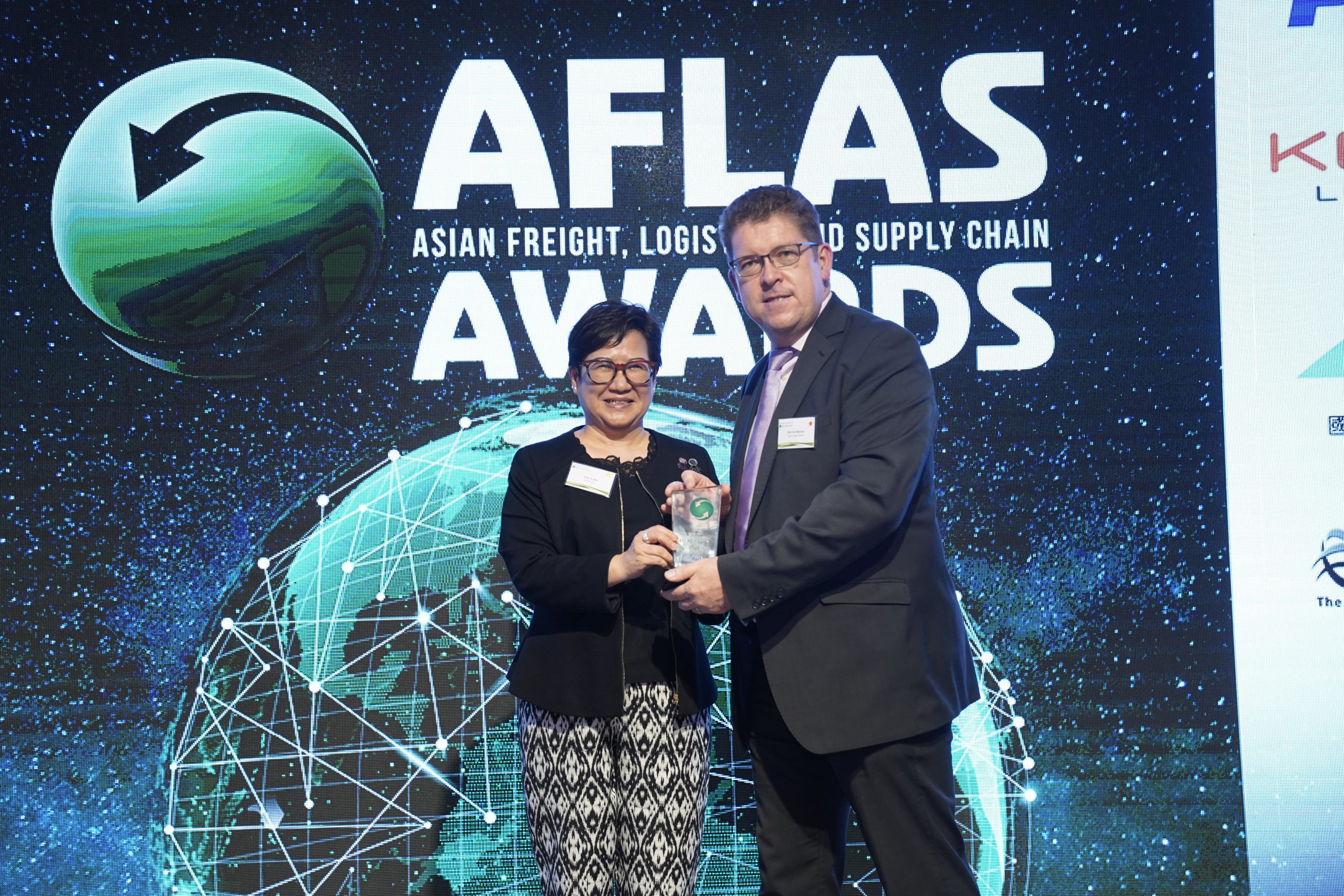 Hactl celebra su doble victoria en el AFLAS