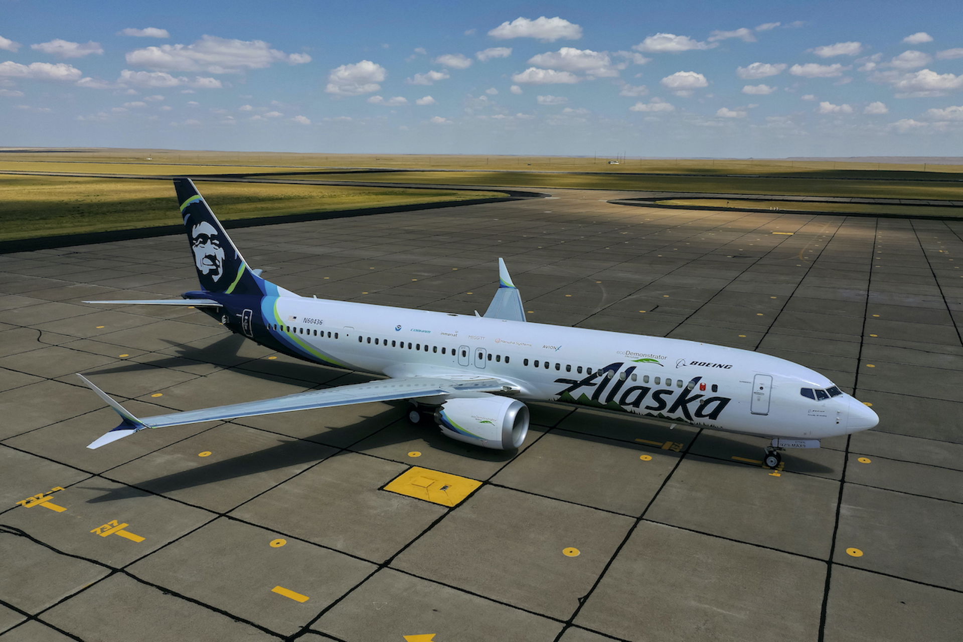 Boeing and Alaska Airlines trial Inmarsat IRIS