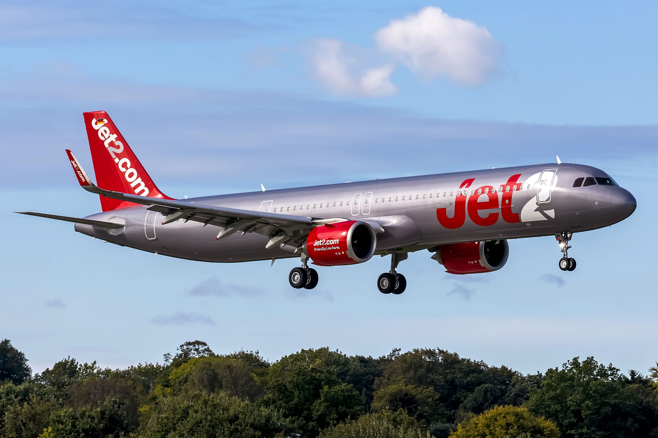 El A321neo plateado y rojo de Jet2, la máquina de los sueños