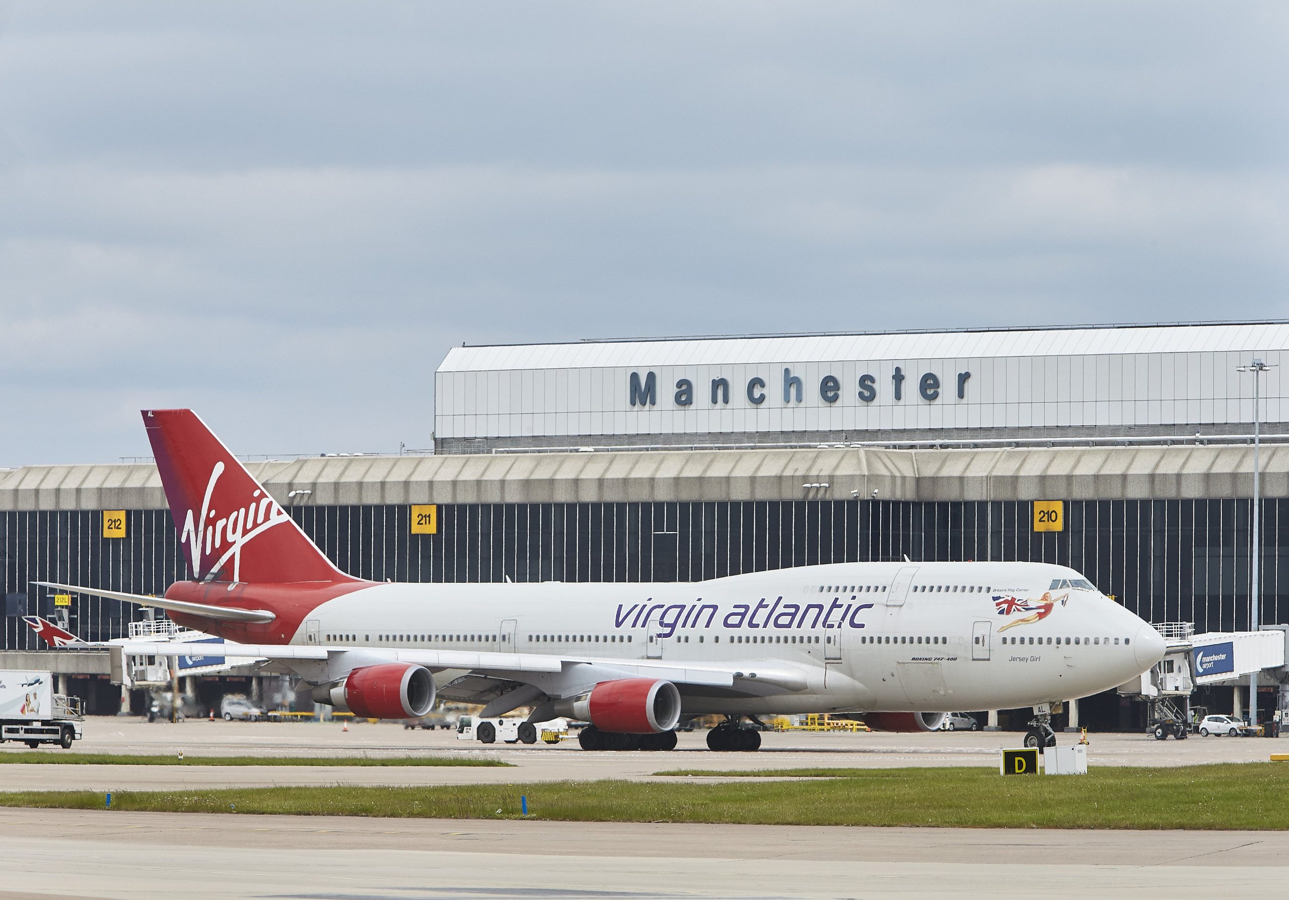 Manchester first UK airport with direct SAF supply