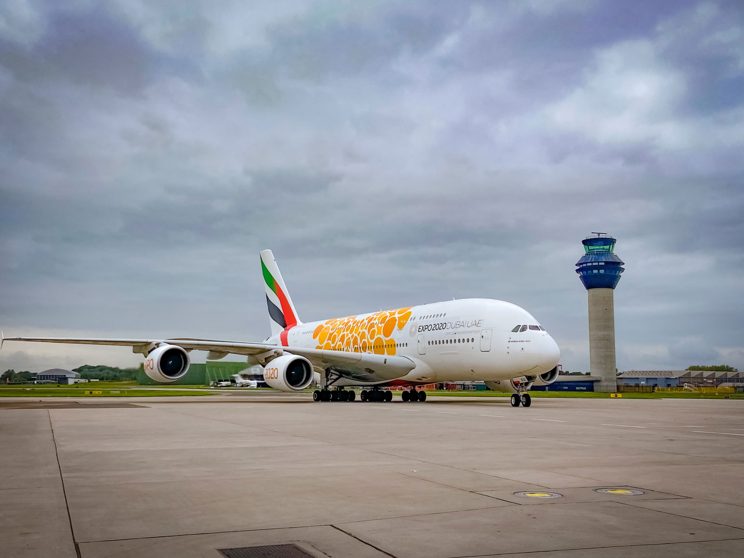 Emirates resumes flagship A380 flights to Manchester