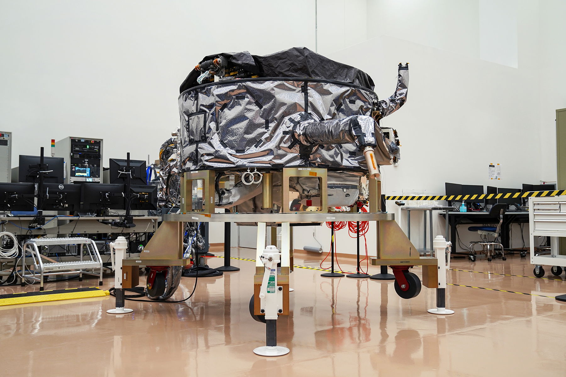 Northrop Grumman entrega el ESPAStar-D a L3Harris