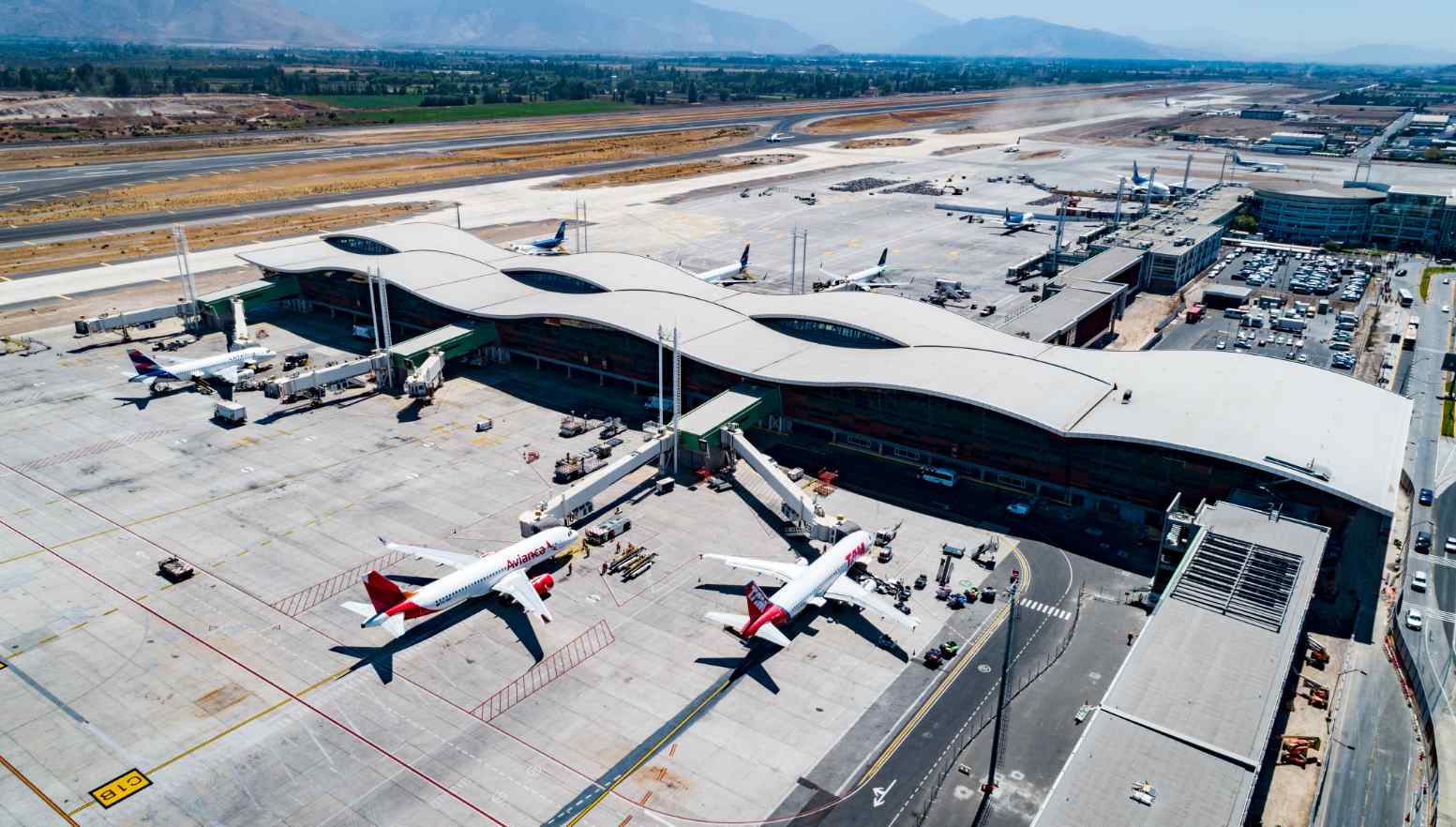 Santiago De Chile Airport unveils new terminal