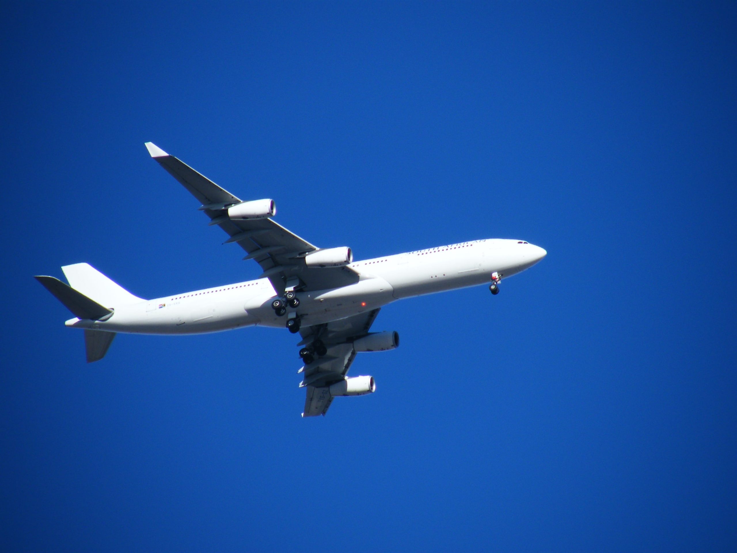 Russia scraps ban on tourist flights to Egypt