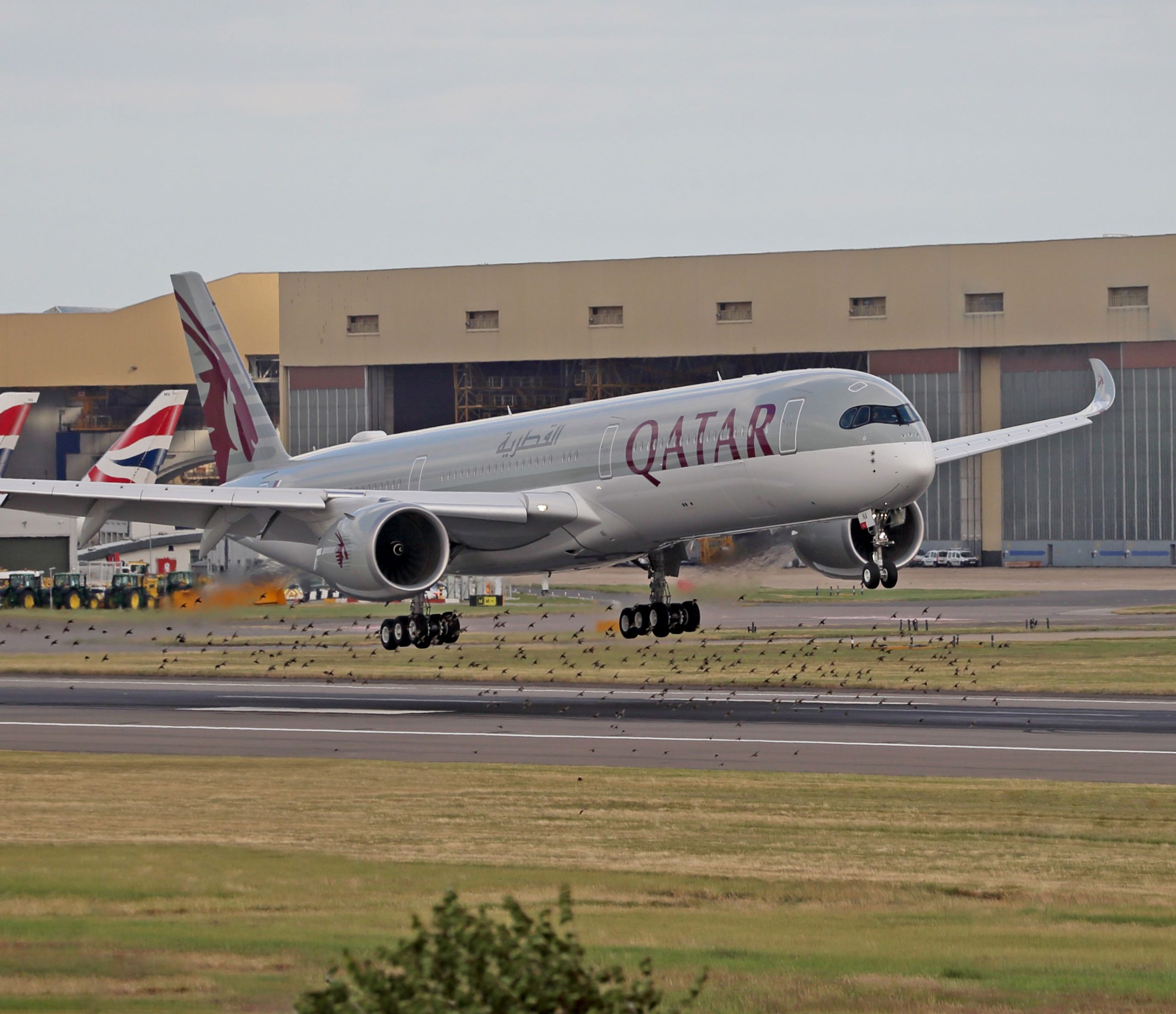 Qatar Airways demanda a Airbus por los problemas del A350