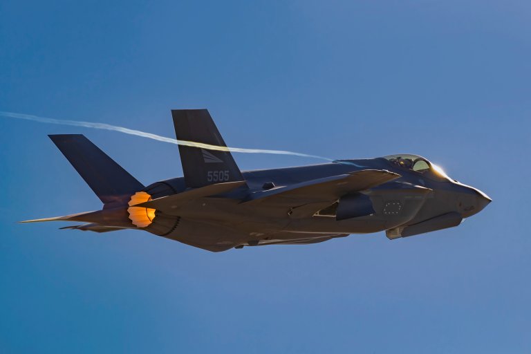 Otros tres F-35A llegan a Noruega