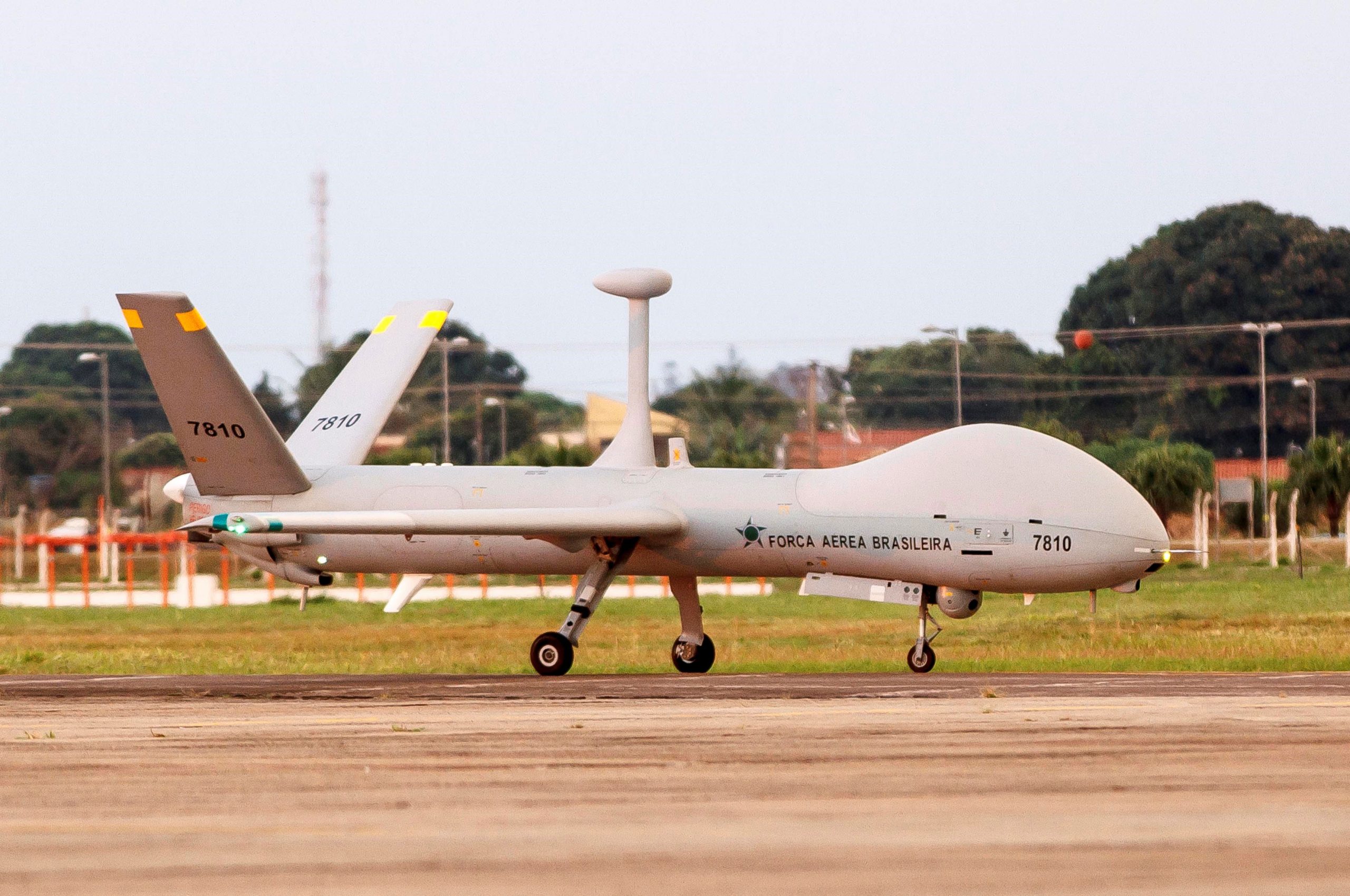 Brasil adquiere otros dos UAV RQ-900
