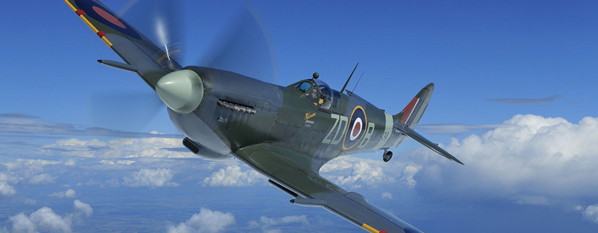 El "tour" del Spitfire MH434 y el llamamiento a Ucrania