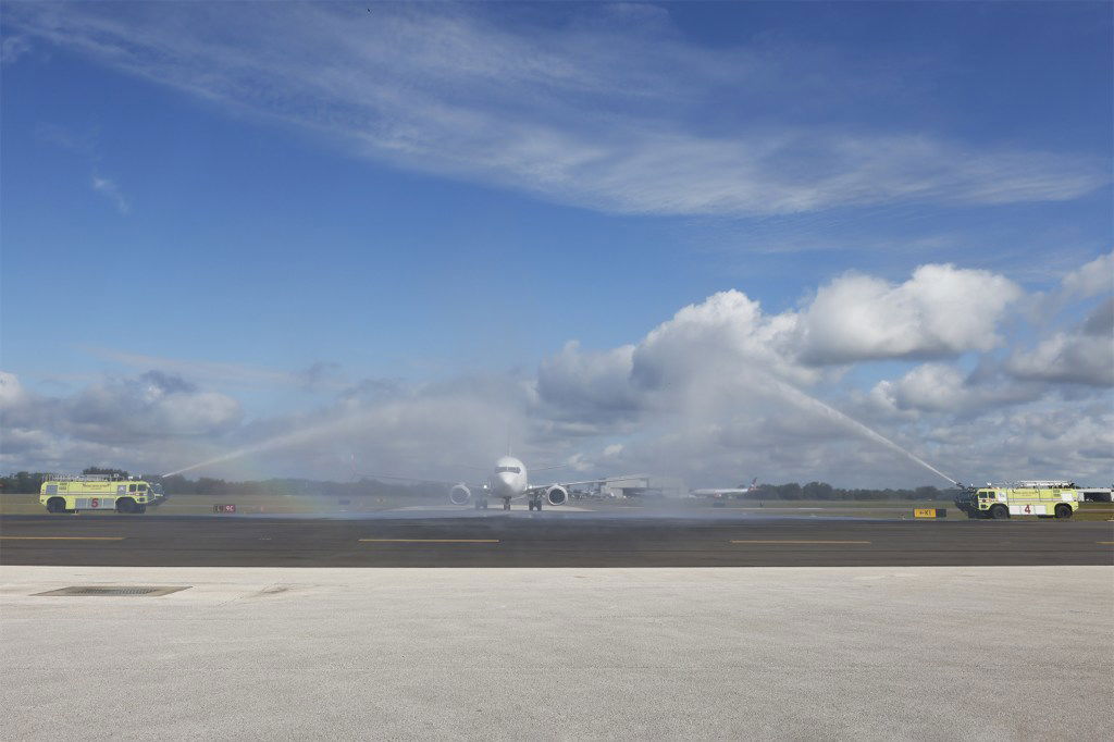 Swoop lands at Orlando
