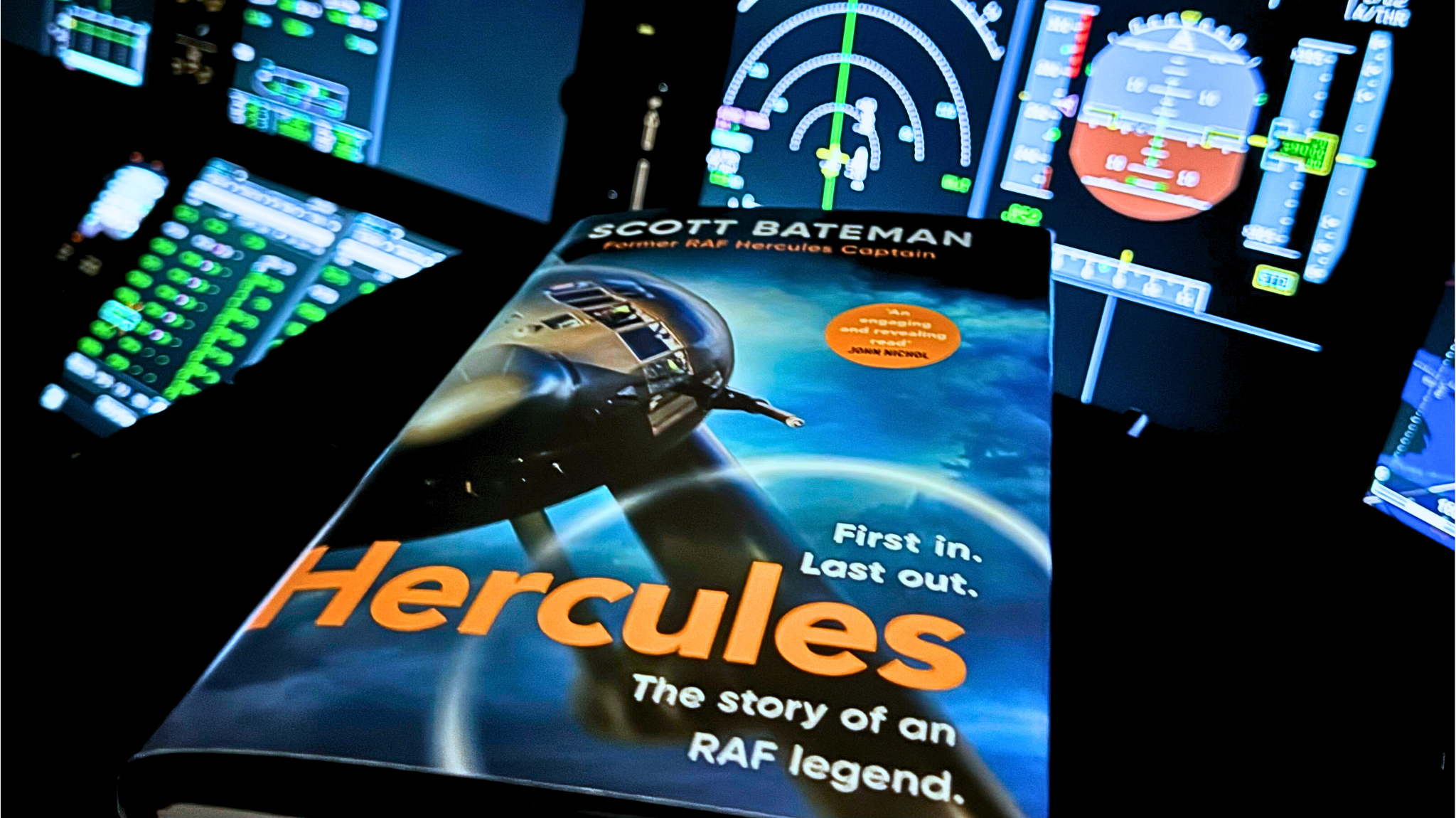 Gane 1 de los 5 ejemplares firmados del libro Hércules de Scott Bateman