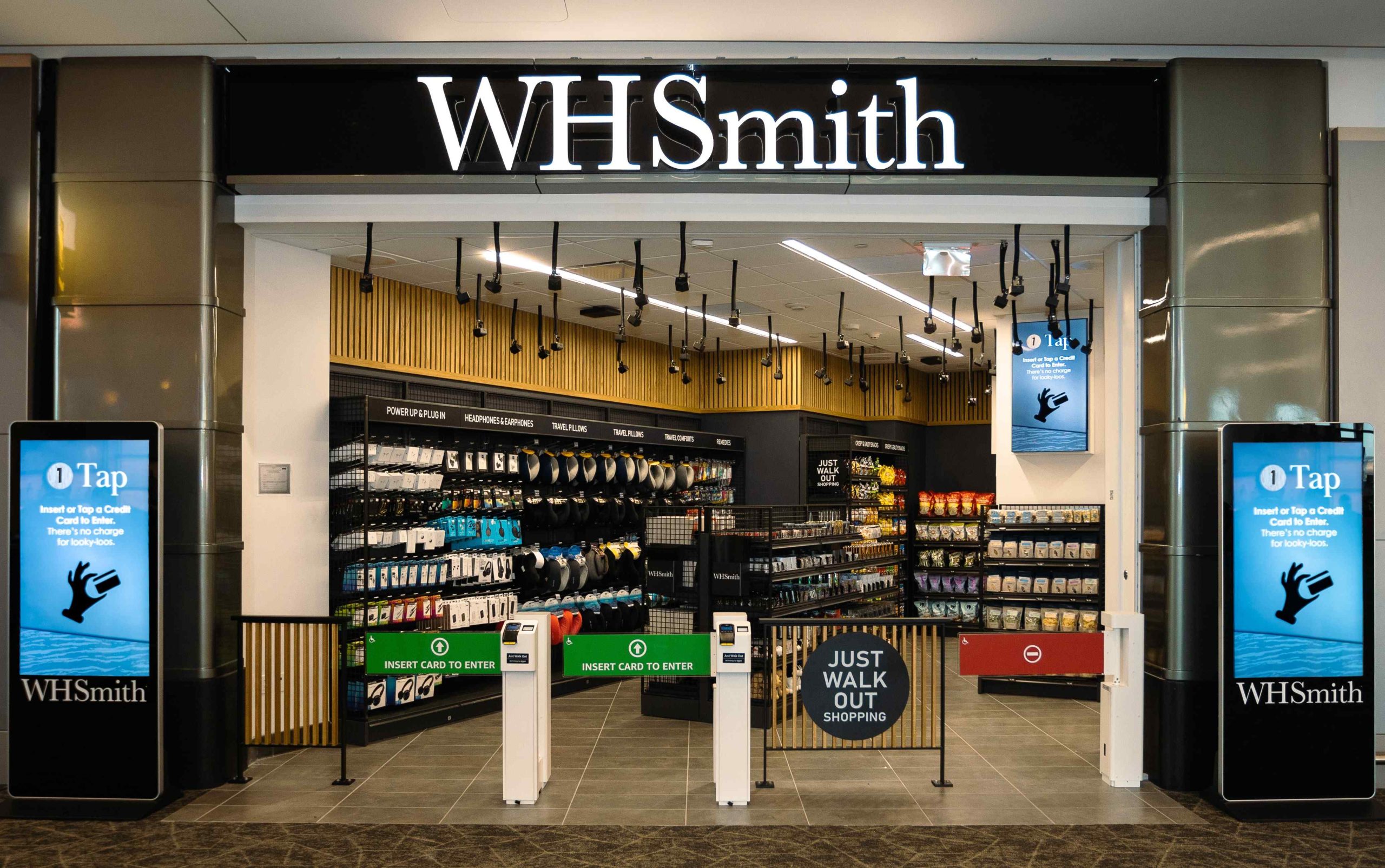 WHSmith makes LaGuardia debut