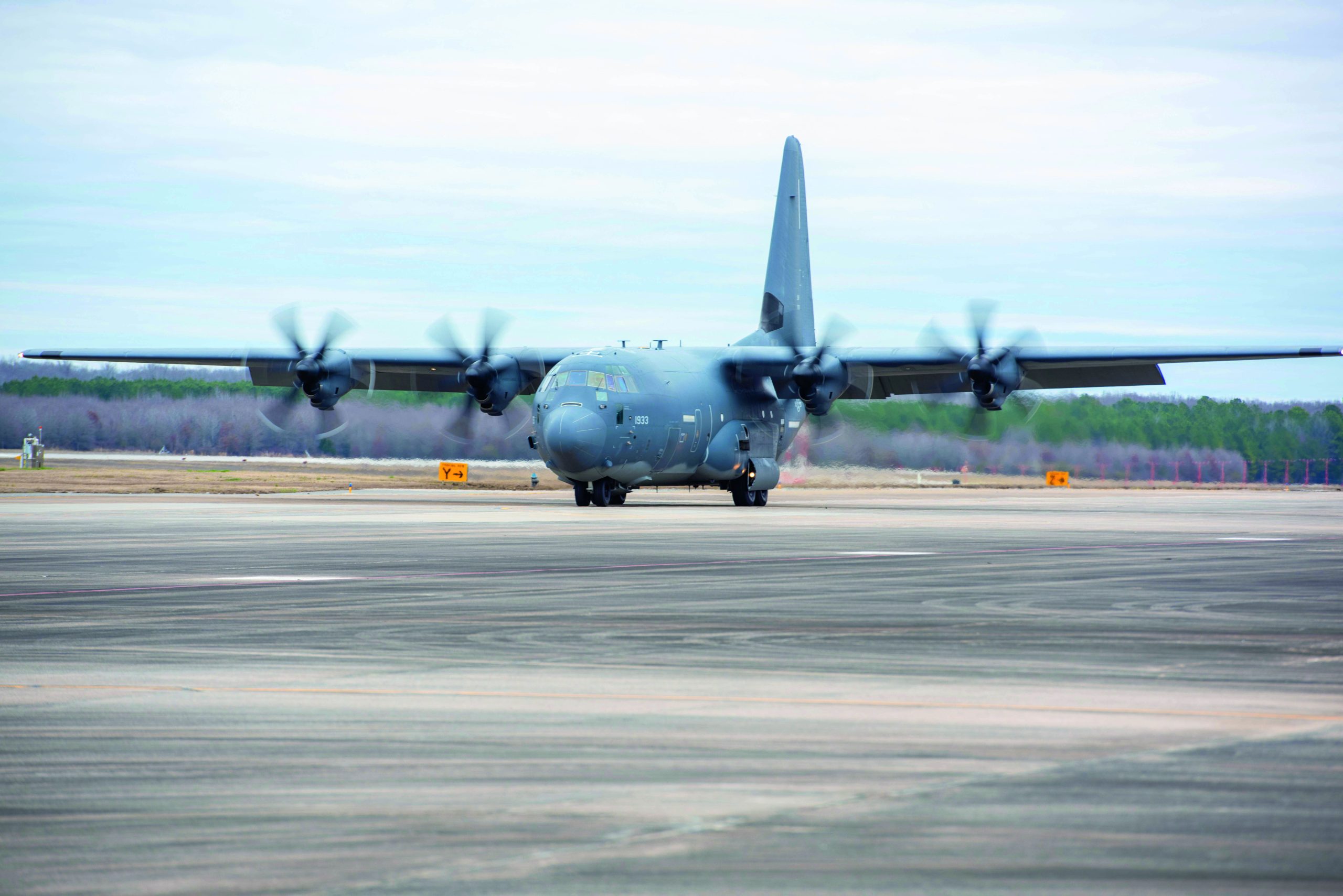 189th Airlift Wing conduct first C-130J mission